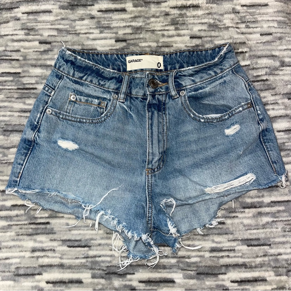 GARAGE Jean Shorts